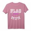 Flag Football Mom T-Shirt für Mütter - Unterstütze dein Kind im Sport mit stylischem Football Design