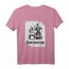 Schach spielen T-Shirt mit Schachbrett und Figuren – Strategisches Design für Vereins- und Turnierspieler, mit Spruch 'Wähle deine Waffe'