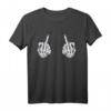 Halloween Mittelfinger Skelett Hand Schädel T-Shirt – Lustiges Halloween-Kostüm und Geschenk für Männer und Frauen