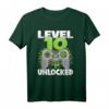 Level 10 Unlocked Gaming T-Shirt zum 10. Geburtstag - Lustiges Geschenk für Jungen, Mädchen, Damen und Herren mit Gaming Controller Design