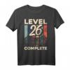 Gamer Zocker Level 26 T-Shirt - Lustiges Retro Vintage Geburtstagsgeschenk für Männer und Frauen zum 26. Geburtstag