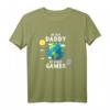 Herren Von Day Daddy Bei Nacht Gamer Videospiel Gamer Dad T-Shirt – Perfektes Geschenk für stolze Gamer Väter an Vatertag & Geburtstag