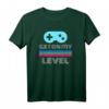 Fun Gamer T-Shirt 'Get on my level' – Lustiges Nerd & Geek T-Shirt für Partys, Kostümpartys & als Geschenk für Freunde & Familie