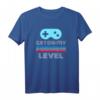 Fun Gamer T-Shirt 'Get on my level' – Lustiges Nerd & Geek T-Shirt für Partys, Kostümpartys & als Geschenk für Freunde & Familie