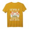 Kinder Geburtstagsshirt Level 8 Jahre für Jungen - Gamer T-Shirt mit Controller Motiv für den 8. Geburtstag, ideal für LAN-Party & Gaming-Fans