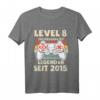 Kinder Geburtstagsshirt Level 8 Jahre für Jungen - Gamer T-Shirt mit Controller Motiv für den 8. Geburtstag, ideal für LAN-Party & Gaming-Fans