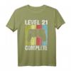 Level 21 Gamer T-Shirt - Perfektes Geburtstagsgeschenk für Männer und Frauen zum 21. Geburtstag mit Video-Game Controller & Level Up Design