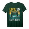 Level 15 Jahre Geburtstagsshirt für Jungen Gamer 2008 - Cooles Geschenk für den Gaming Geburtstag, Controller Motiv & LAN-Party Style