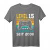 Level 15 Jahre Geburtstagsshirt für Jungen Gamer 2008 - Cooles Geschenk für den Gaming Geburtstag, Controller Motiv & LAN-Party Style