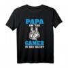 Herren Zocken Computerspiele Dad - Papa am Tag Gamer in der Nacht T-Shirt – Witziges Gaming Geschenk für Väter, Nerds & Gamer Papas
