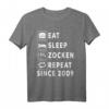 Zockern Eat Sleep Zocken Since 2009 T-Shirt für Gamer & Gamerin – Perfektes Geburtstagsgeschenk für Videospiel-Enthusiasten