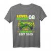 Level 8 Jahre Geburtstagsshirt für junge Gamer – Cooles Controller Motiv zum Geburtstag 2015, perfekt für Kindergeburtstage & LAN-Partys