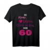 Mama Geburtstags T-Shirt zum 60. – Lustiges Design für Mama, Oma & Tante, geboren 1961, Geschenk von der Familie