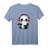 Panda hört Musik T-Shirt – Süßes Pandabär Geschenk für Musikliebhaber, Sänger & Freunde, perfekt für Geburtstag & Weihnachten