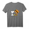 HapDuck Snoopy Charlie Brown Flags T-Shirt - Lizenziertes Cartoon Design für Geburtstagsfeier & Geschenk