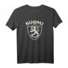 Sisu Finnish Shield T-Shirt – Mut, Tapferkeit & finnische Kultur als perfektes Weihnachts- oder Geburtstagsgeschenk für Familie & Freunde