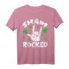 Kleeblatt-Liebhaber T-Shirt für St. Patrick's Day – Irisches Shamrock Motiv als Geschenk für Rockfans, Musiker & irischen Stolz