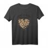 Nur Ein Mädchen, Das Leopardenmuster Mag - Trendiges T-Shirt für Frauen und Mädchen, Leopard Print Design mit Herz