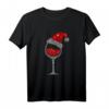 Christmas Wine Shirt mit Glas Rotwein und Weihnachtsmütze – Lustiges Festtags-Design für Weinliebhaber als Weihnachtsgeschenk